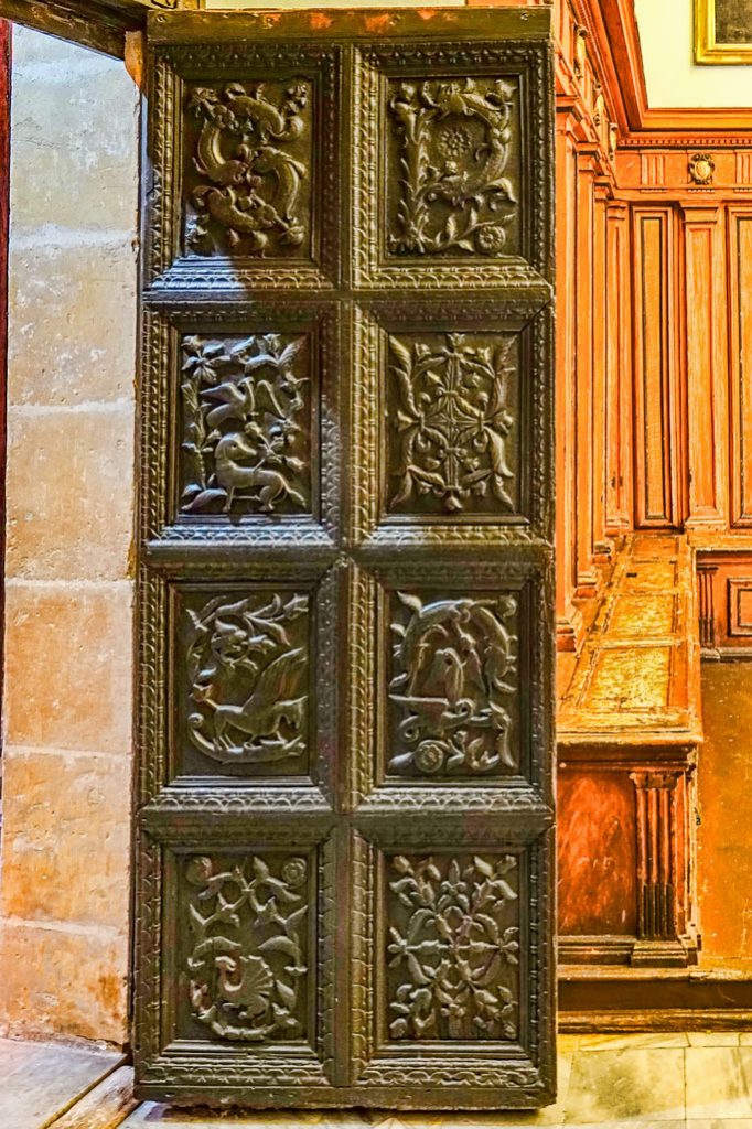 190618-Mdina-19-Cathedral-Sacristy-Door