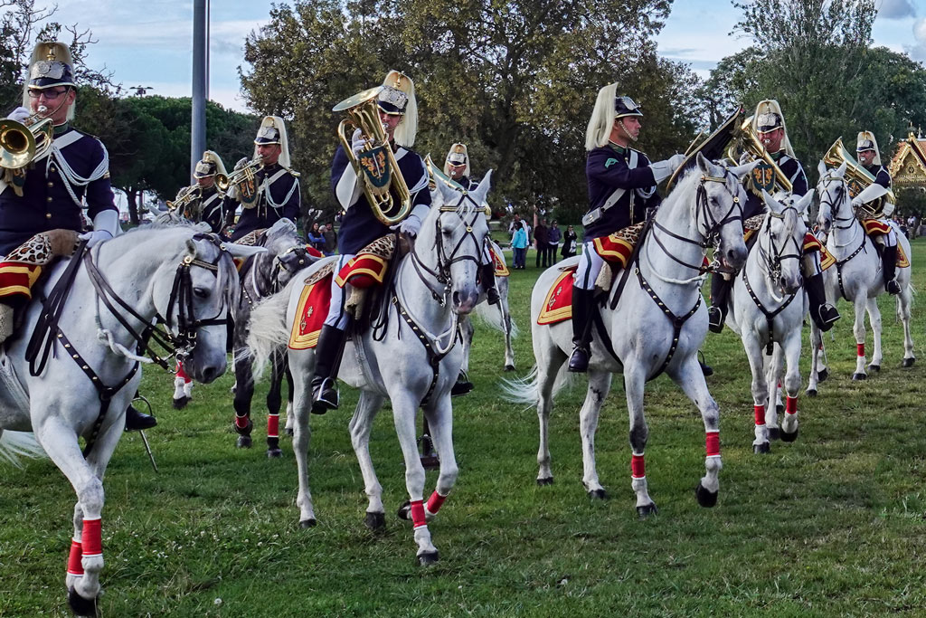 191020-16-Belem-Changing-of-the-guard